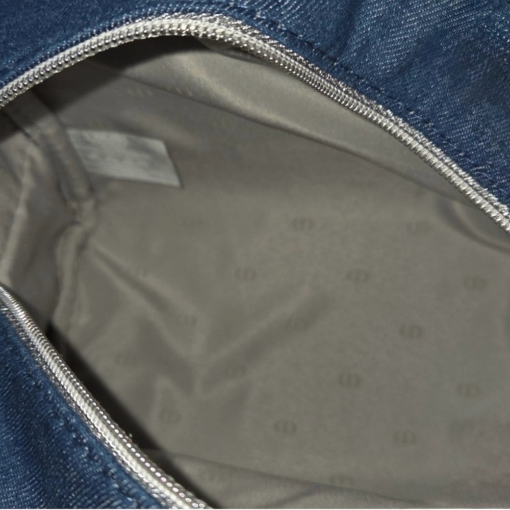 Dior Blue Denim Cosmetic Bag - Picture 5 of 8